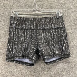 Road Runner Activewear Shorts Women M Medium Black Geometric Pull On Mid Rise